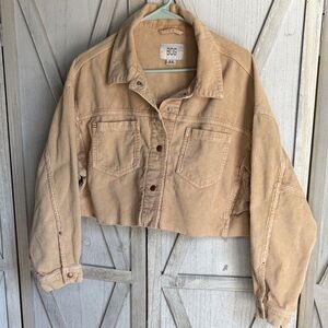 BDG Urban Outfitters Tan Corduroy Cropped Trucker Jacket Raw Hem Size Medium